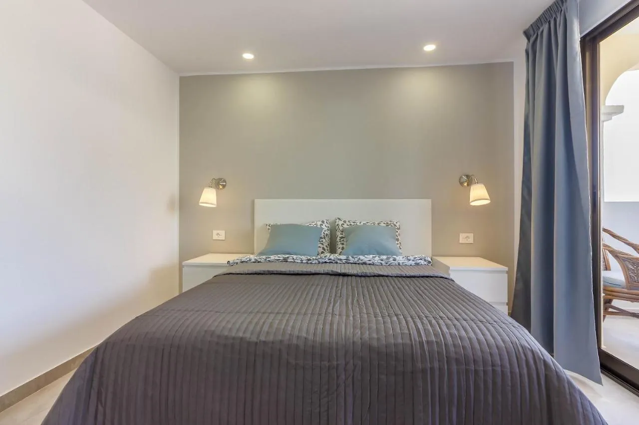 Luxury Duplex In Los Cristianos , 6 Pax location