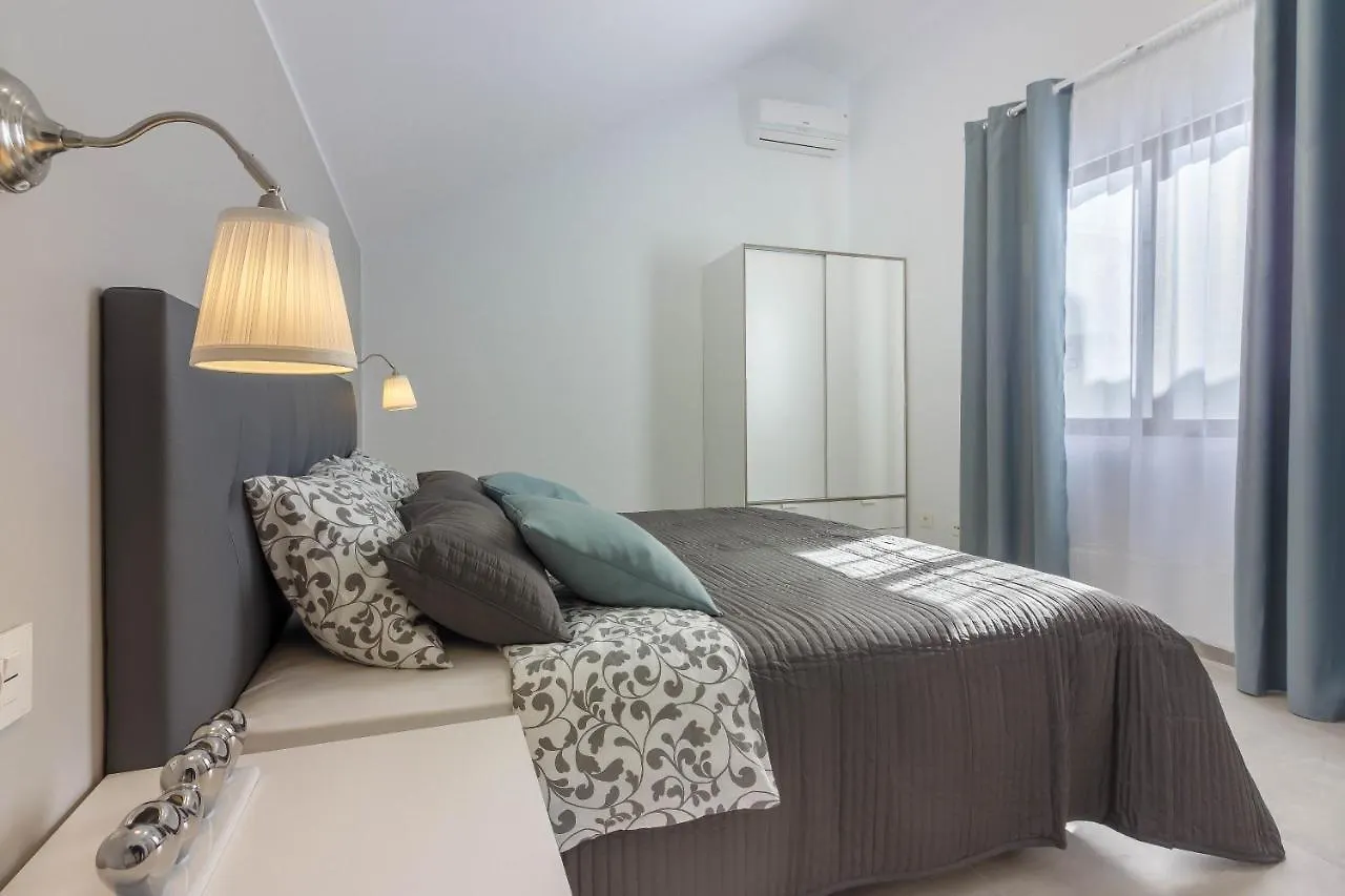 Luxury Duplex In Los Cristianos , 6 Pax 0*, Los Cristianos (Tenerife) Spain