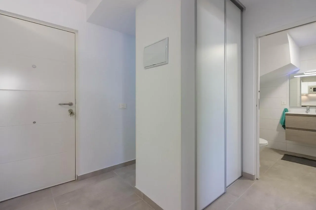 Luxury Duplex In Los Cristianos , 6 Pax