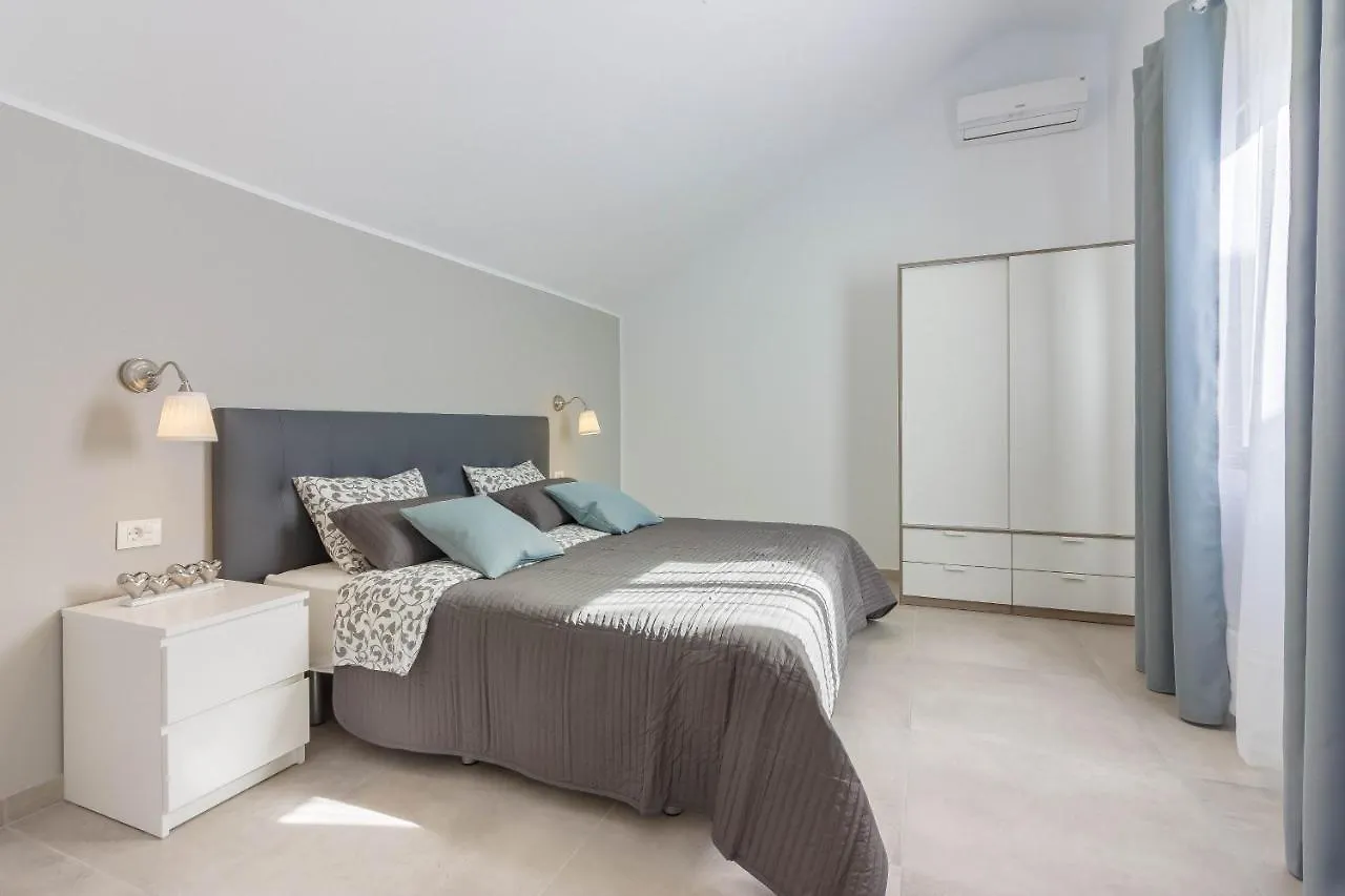 Luxury Duplex In Los Cristianos , 6 Pax 0*, Los Cristianos (Tenerife)